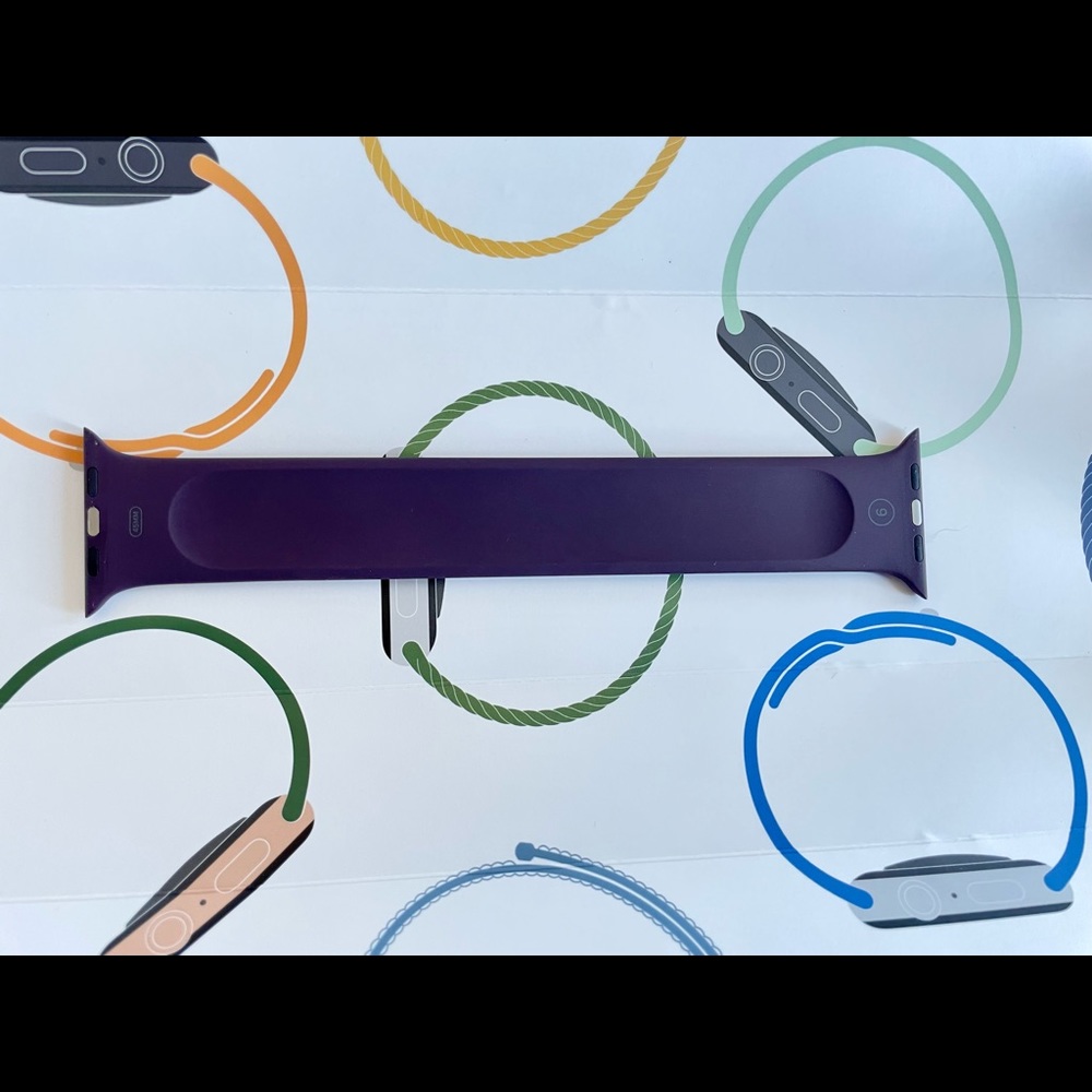 Apple Watch SOLO LOOP BAND size 9 (BAND ONLY)